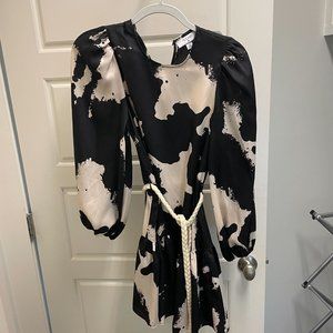 ALEXIS For Target Long Sleeve Black Cream Printed Dress